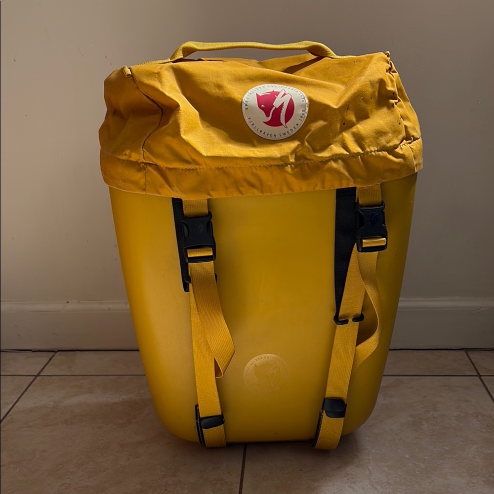 Fjällräven specialized Yellow cool cave pannier bike bag